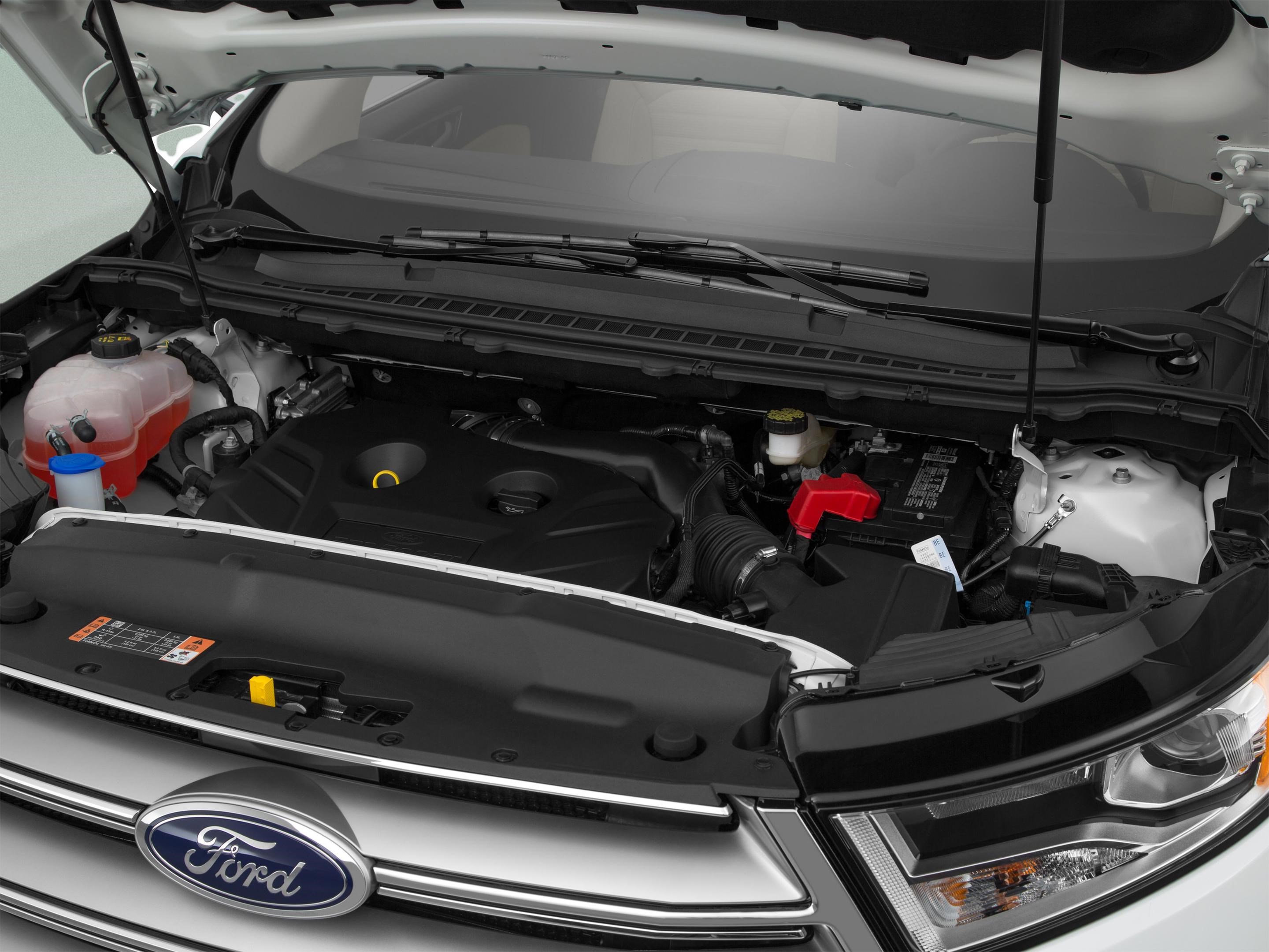 Used 2015 Ford Edge SEL w/ Equipment Group 201A FWD image 16