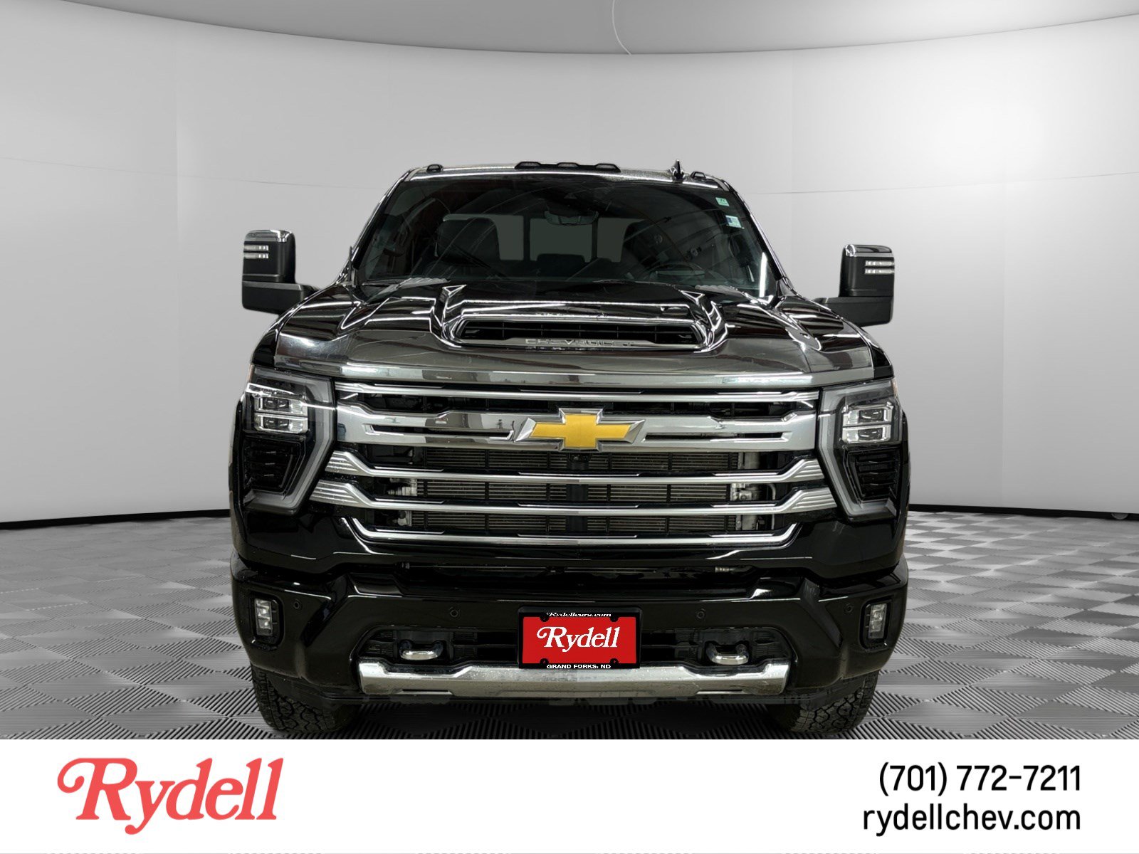 Used 2024 Chevrolet Silverado 3500 High Country w/ High Country Premium Package AWD/4WD image 8