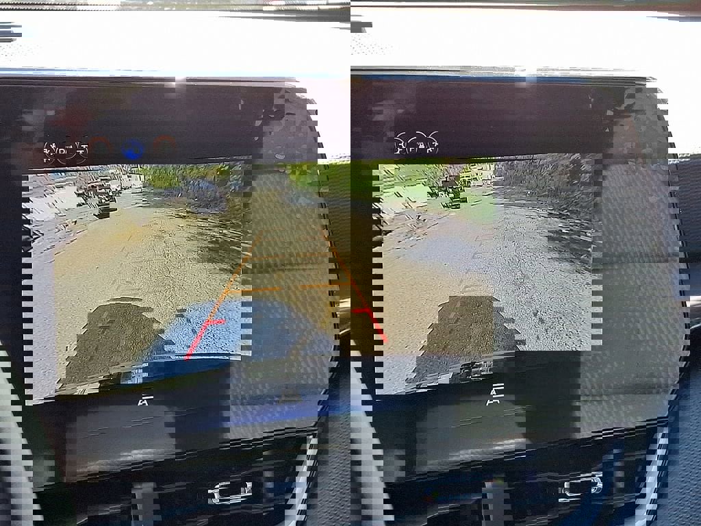 Used 2026 Chevrolet Equinox LT image 24