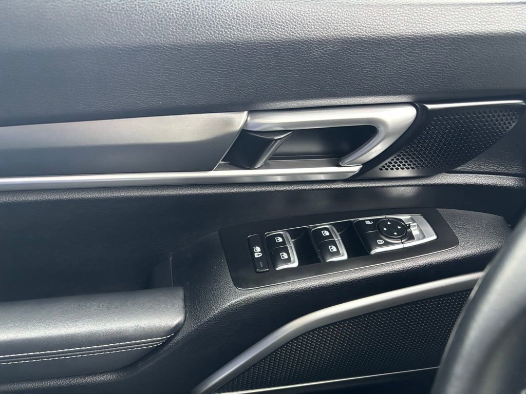 Used 2021 Kia Telluride LX image 25