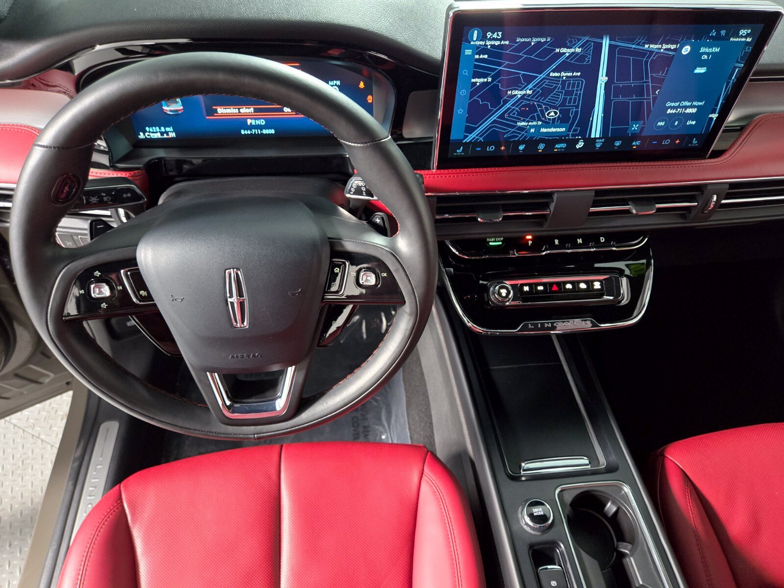 Certified 2025 Lincoln Corsair Reserve w/ Jet Appearance Package AWD/4WD image 14
