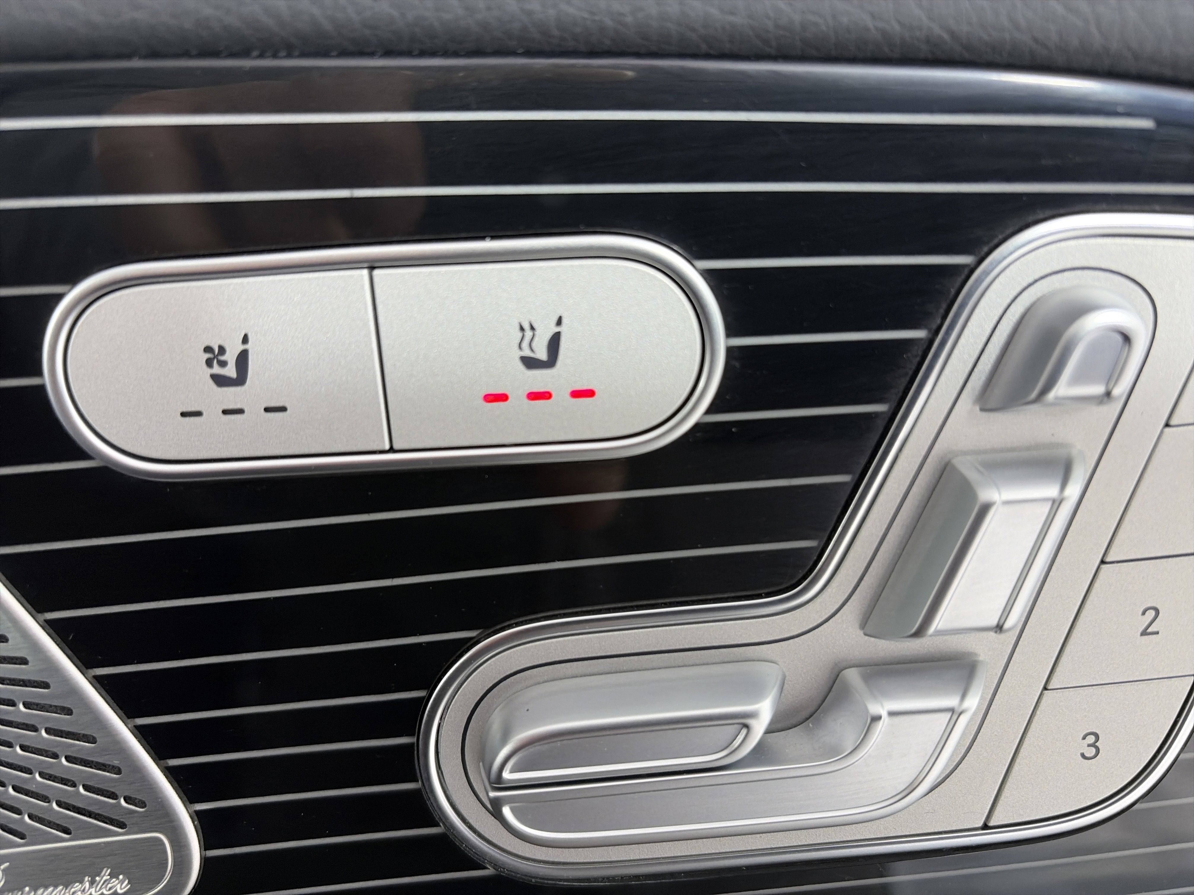 Certified 2024 Mercedes-Benz GLS 450 4MATIC image 34