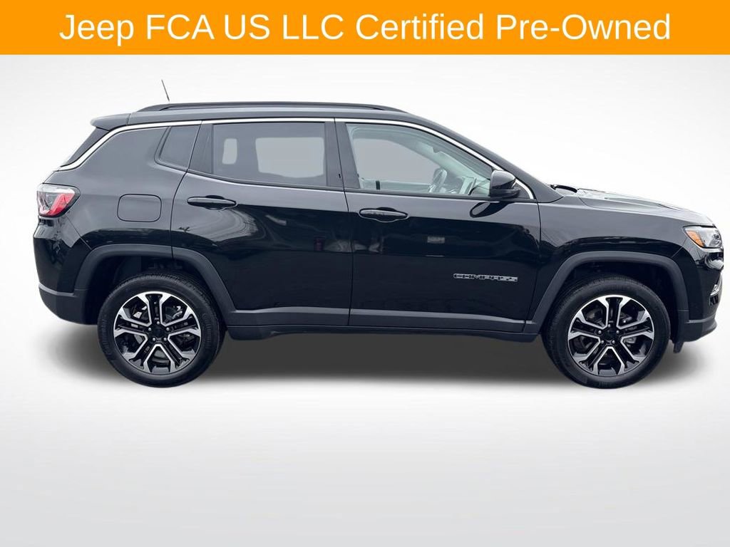 Certified 2022 Jeep Compass Limited image 2