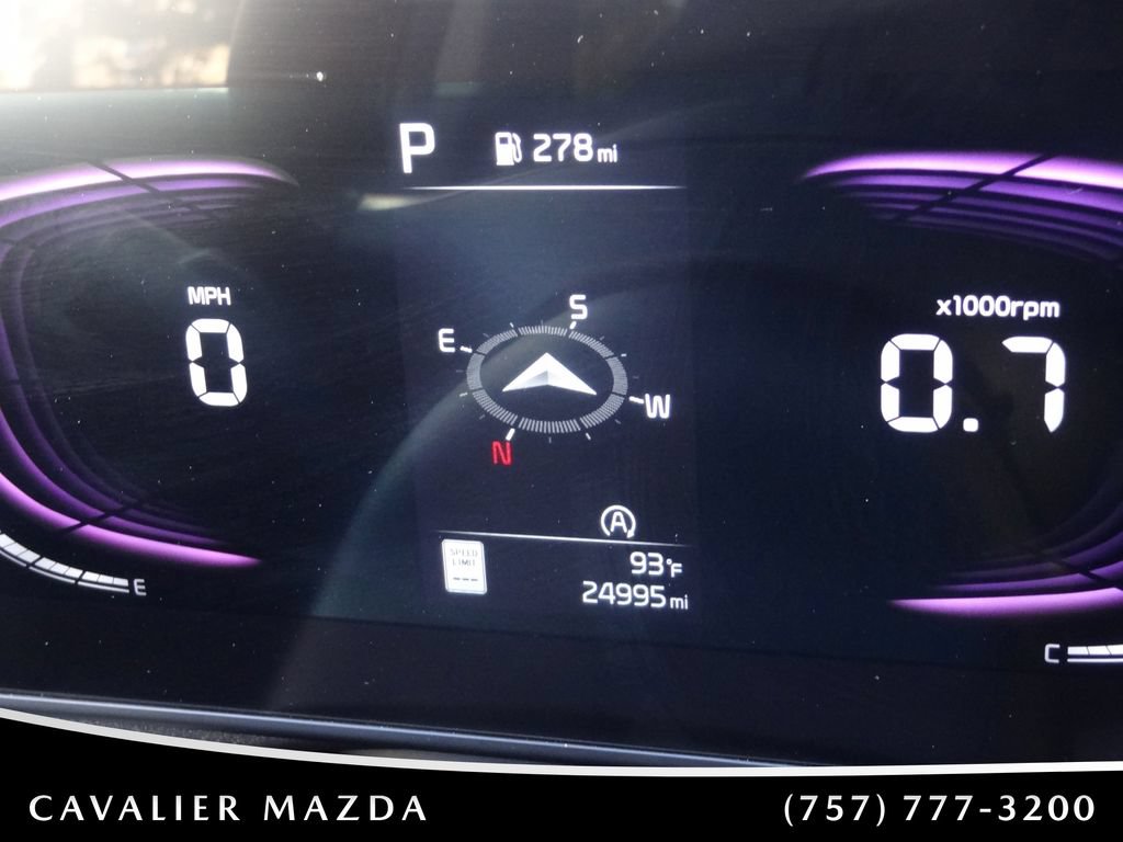Used 2025 Kia Sportage EX AWD/4WD image 22