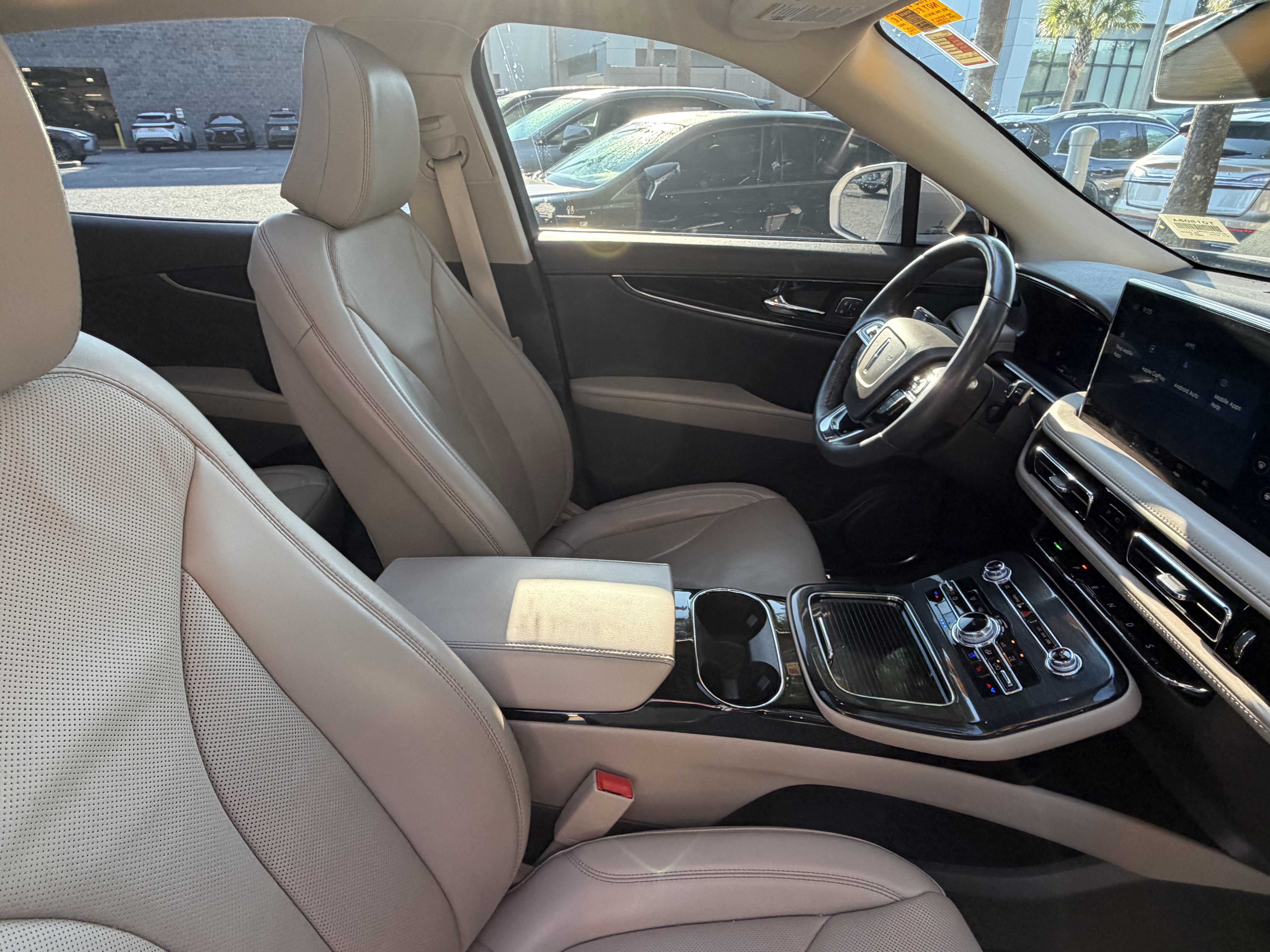 Used 2023 Lincoln Nautilus Reserve FWD image 46