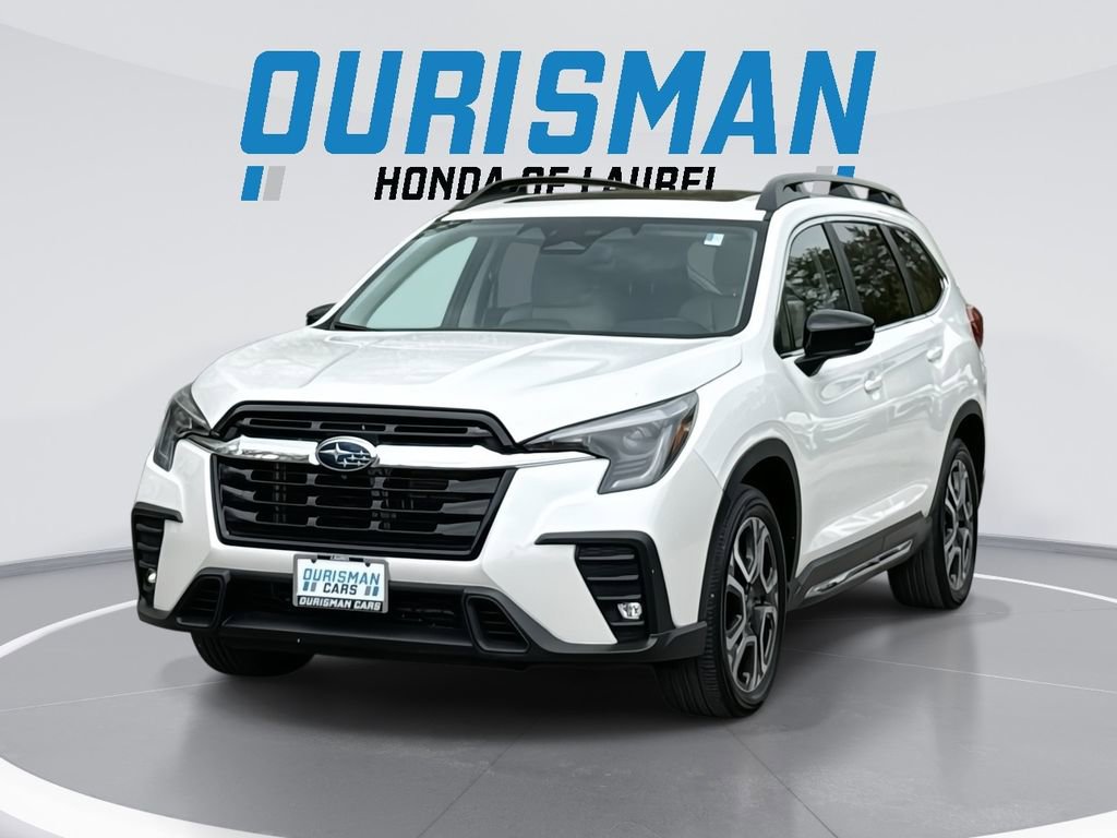 Used 2024 Subaru Ascent Limited w/ Technology Package image 1