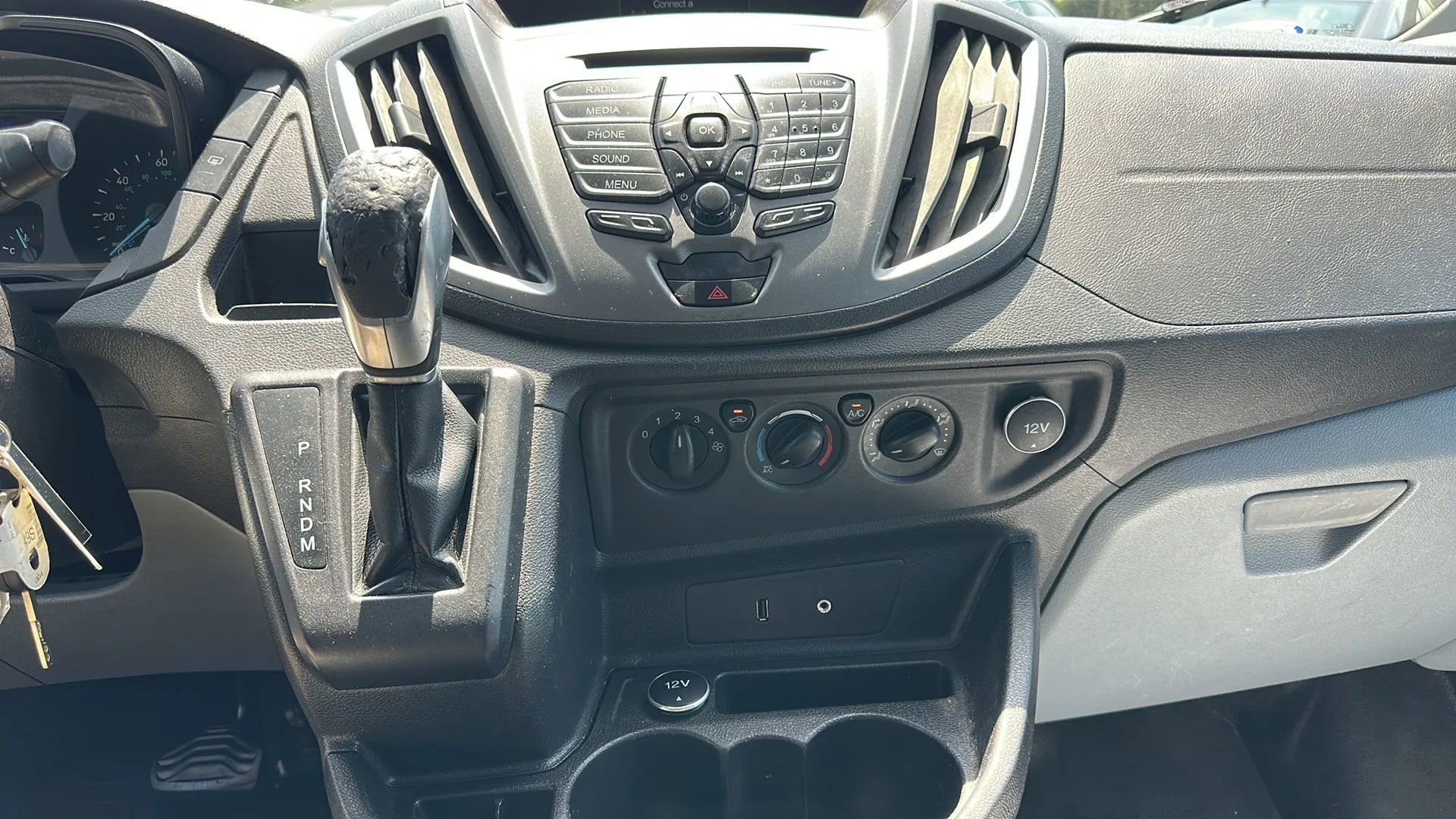 Used 2016 Ford Transit 350 XL RWD image 21