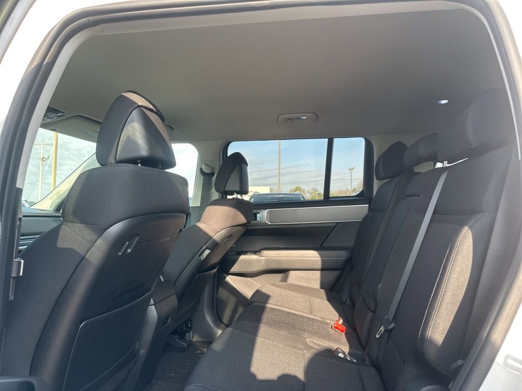 Used 2026 Hyundai Santa Fe SE image 16