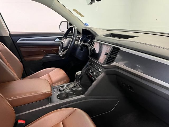 Used 2021 Volkswagen Atlas SE w/ Panoramic Sunroof Package AWD/4WD image 11