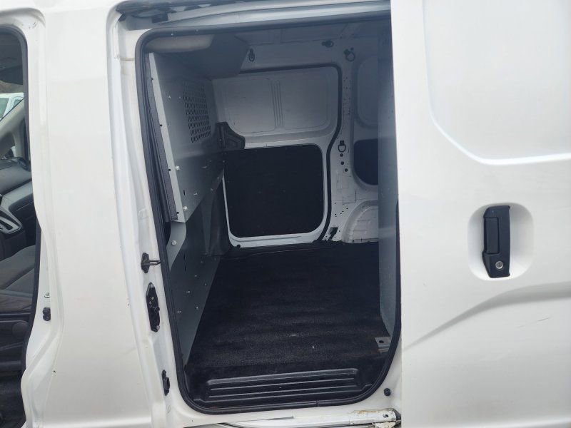 Used 2021 Nissan NV200 S FWD image 8