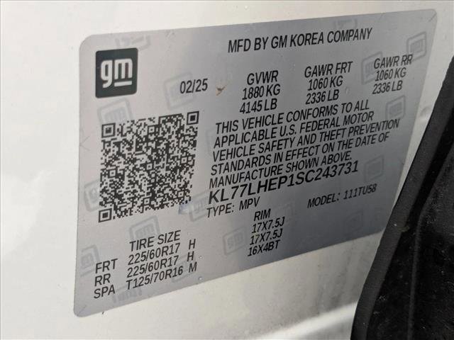 Used 2025 Chevrolet Trax LT w/ LT Convenience Package image 23