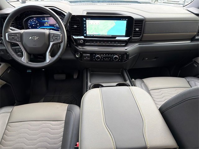 Used 2024 Chevrolet Silverado 2500 ZR2 w/ Technology Package image 22