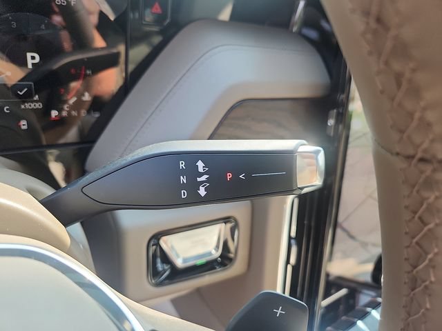 New 2026 GMC Yukon XL Denali w/ Denali Reserve Package AWD/4WD image 11