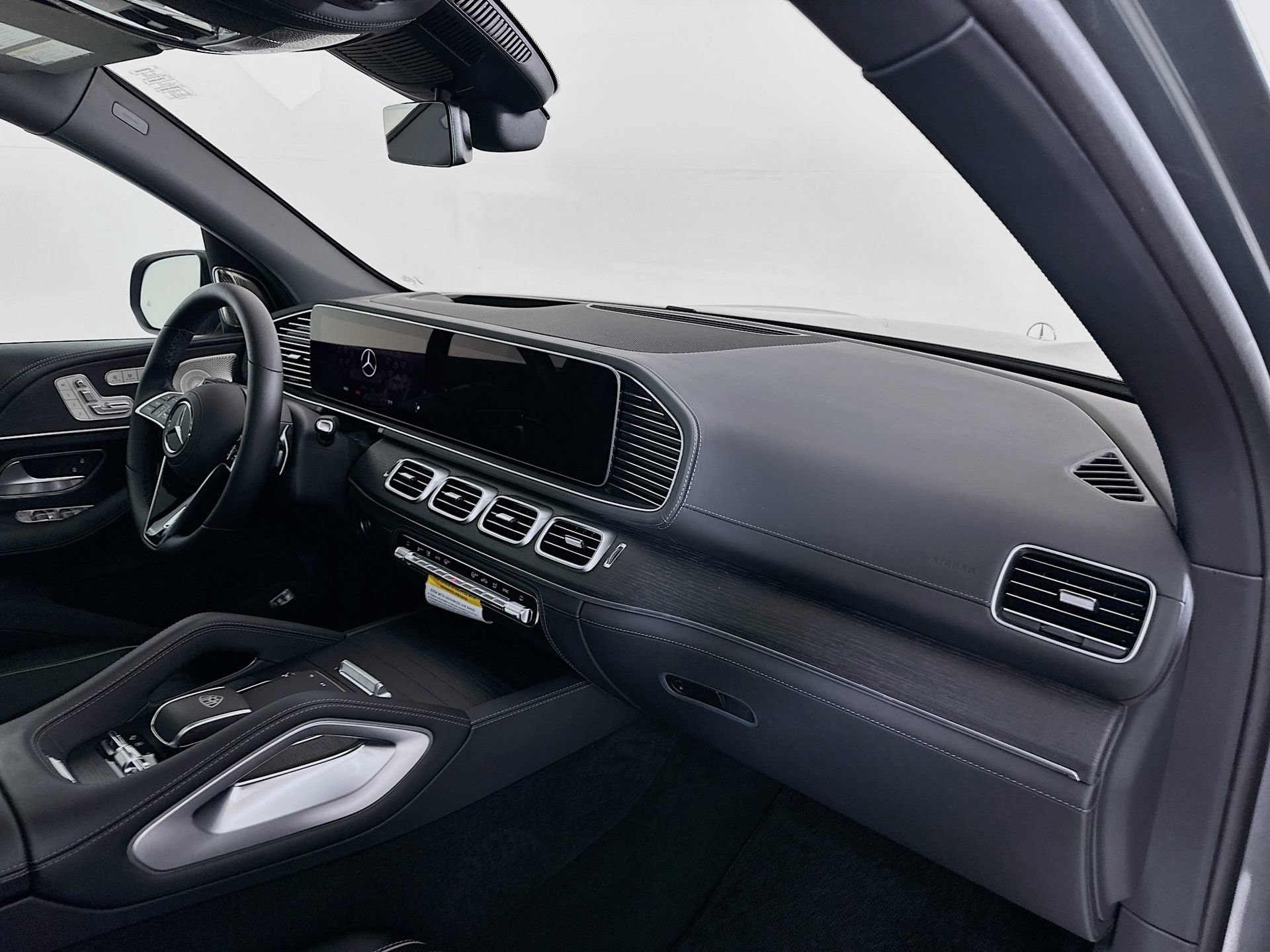 New 2026 Mercedes-Benz Maybach GLS 600 4MATIC image 32