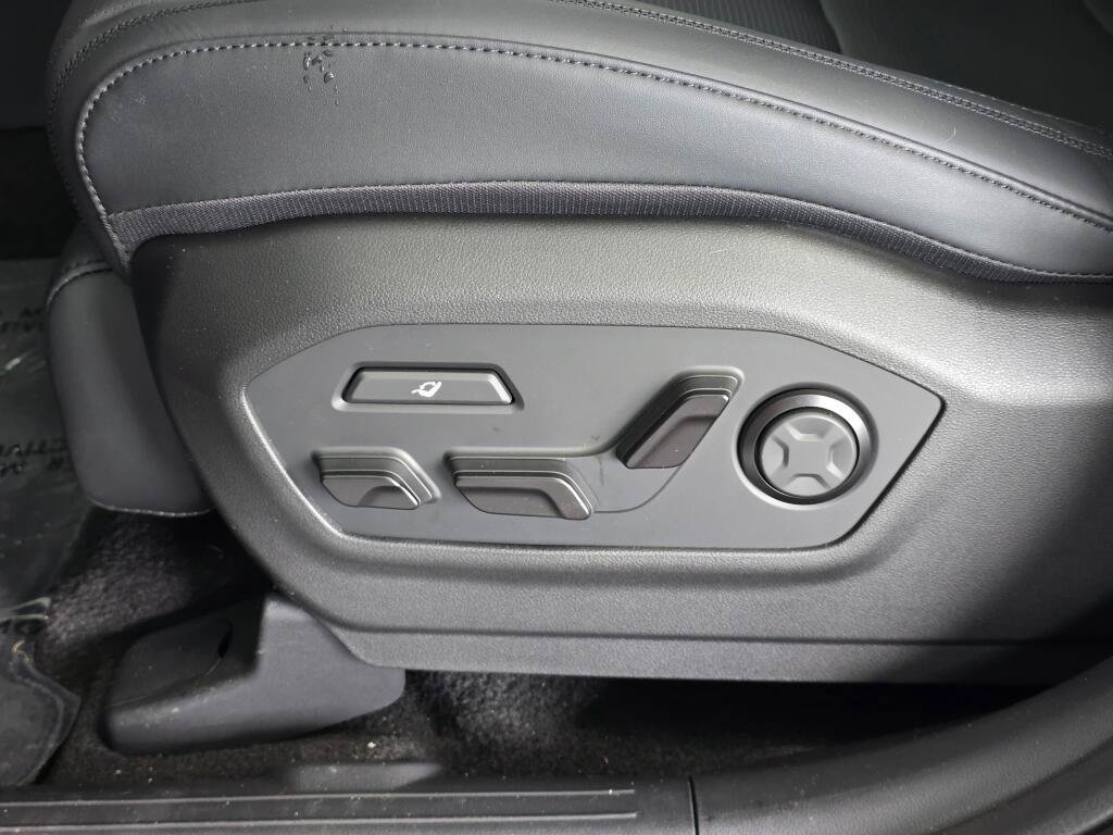 New 2026 Hyundai Santa Fe Calligraphy AWD/4WD image 18