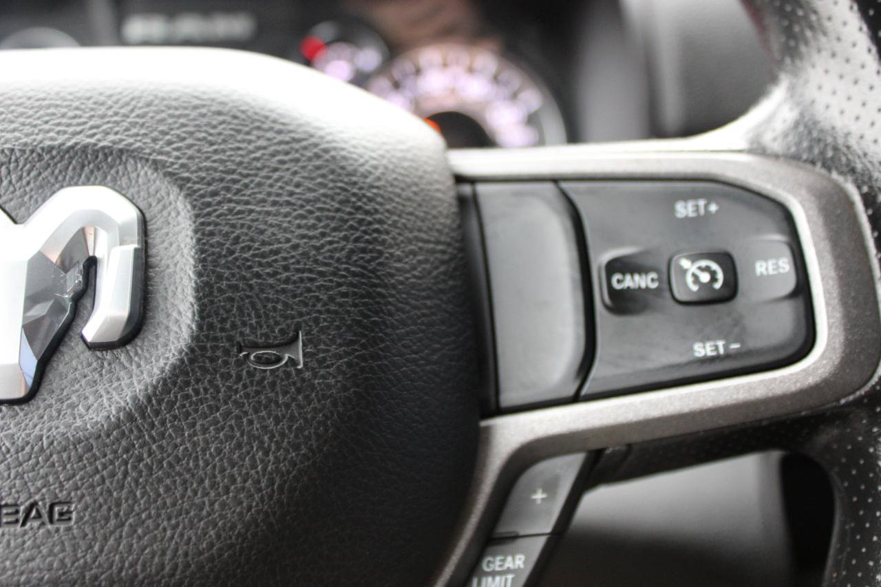 Used 2023 RAM 3500 Tradesman image 20