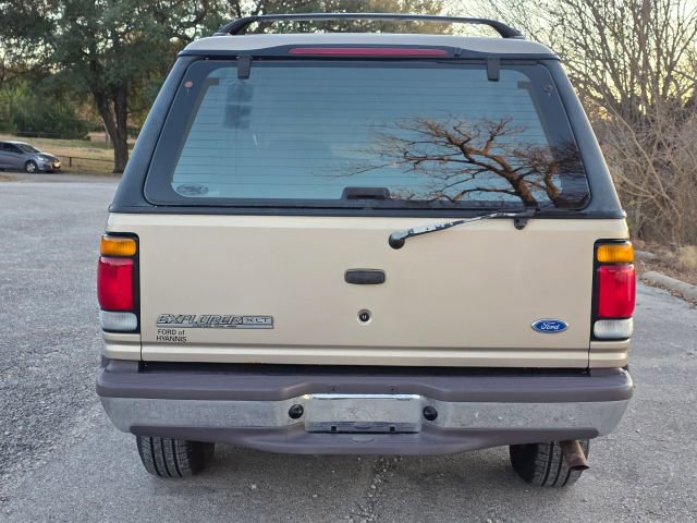 Used 1997 Ford Explorer 4WD 4-Door image 4