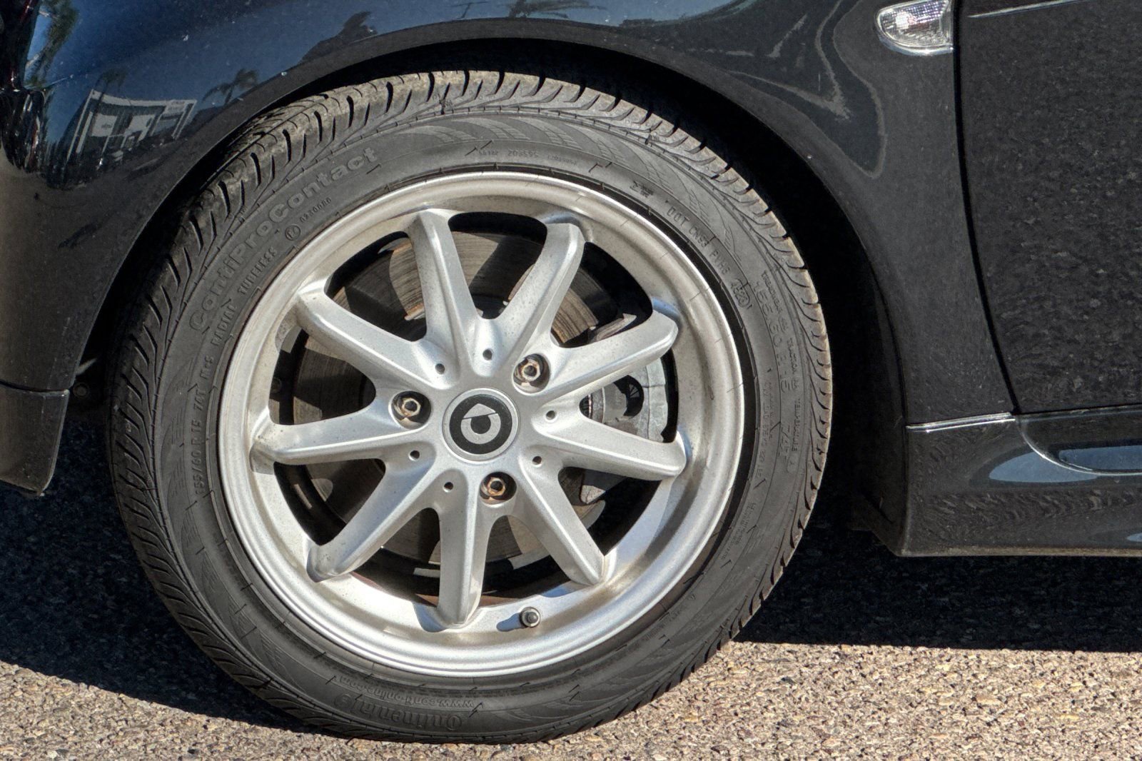 Used 2016 smart fortwo passion image 21