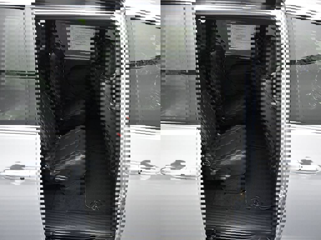 New 2026 Chrysler Pacifica Select image 22