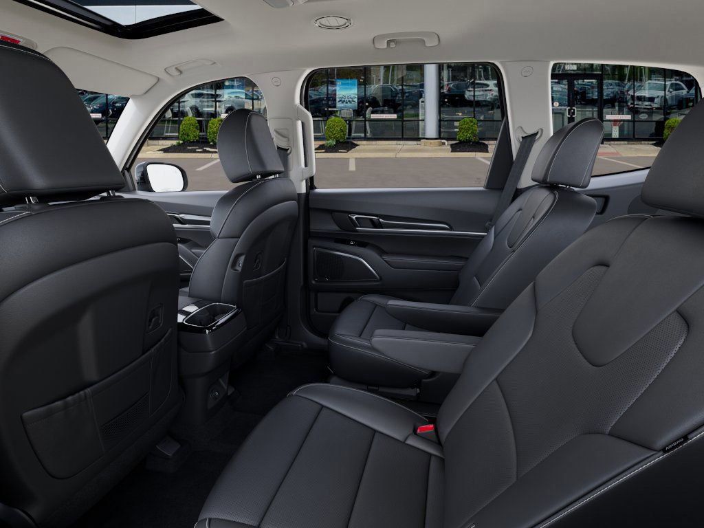 New 2025 Kia Telluride S image 19