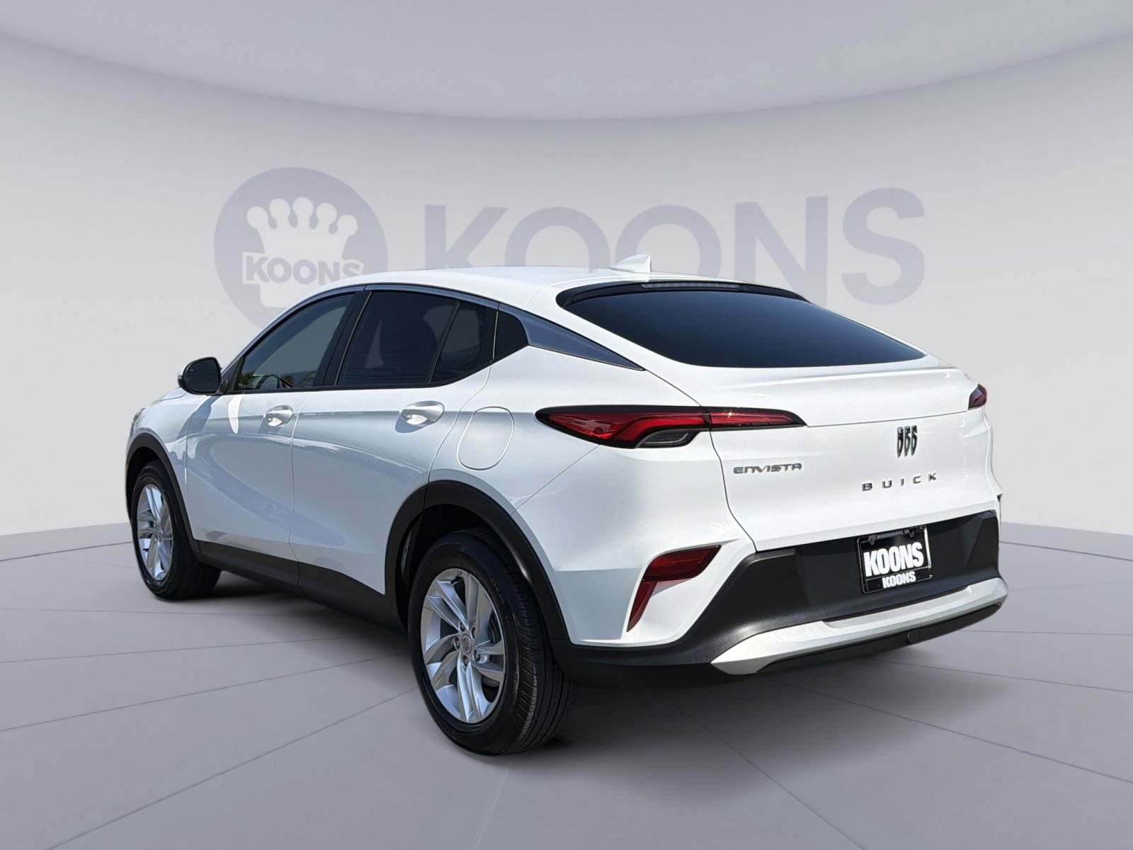 Used 2024 Buick Envista Preferred w/ Advanced Safety Package FWD image 4