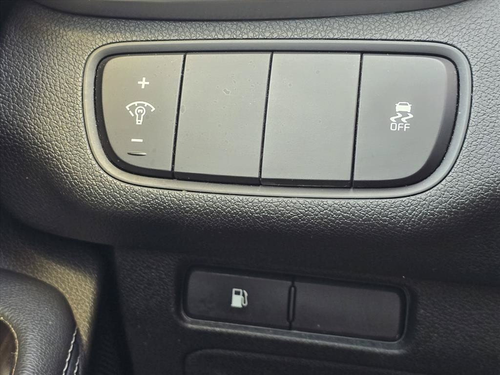 Used 2019 Kia Sorento L FWD image 21