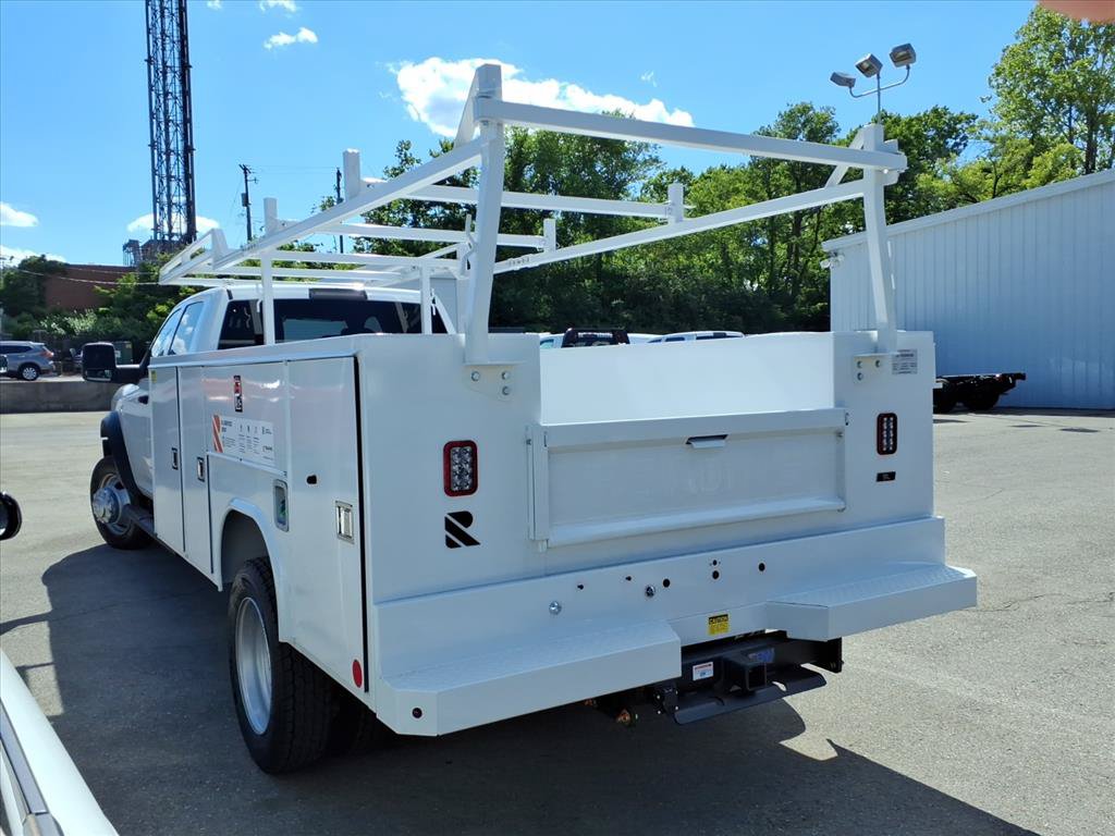 New 2026 RAM 5500 Tradesman w/ Chrome Appearance Group AWD/4WD image 6