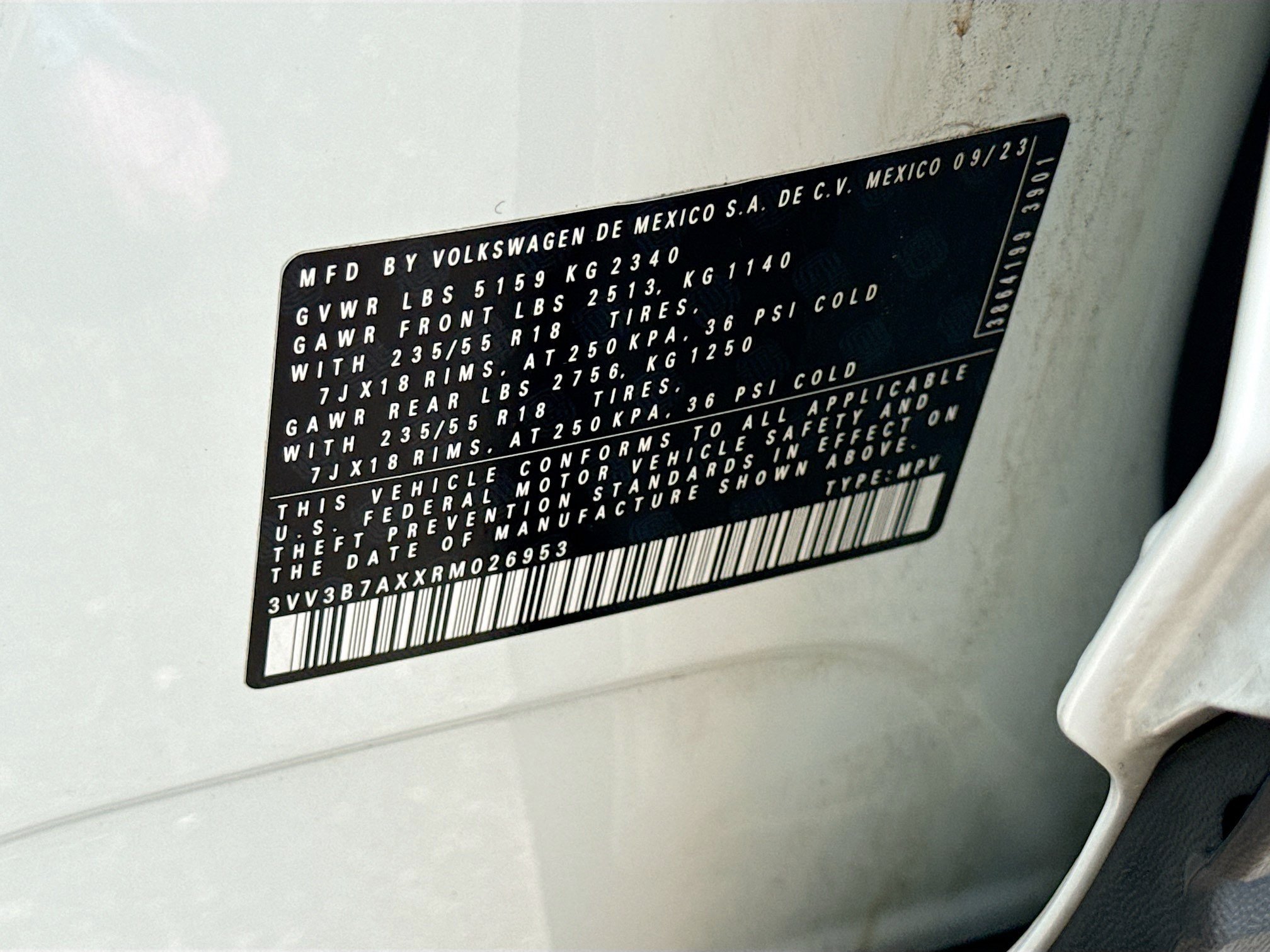 Used 2024 Volkswagen Tiguan SE FWD image 45