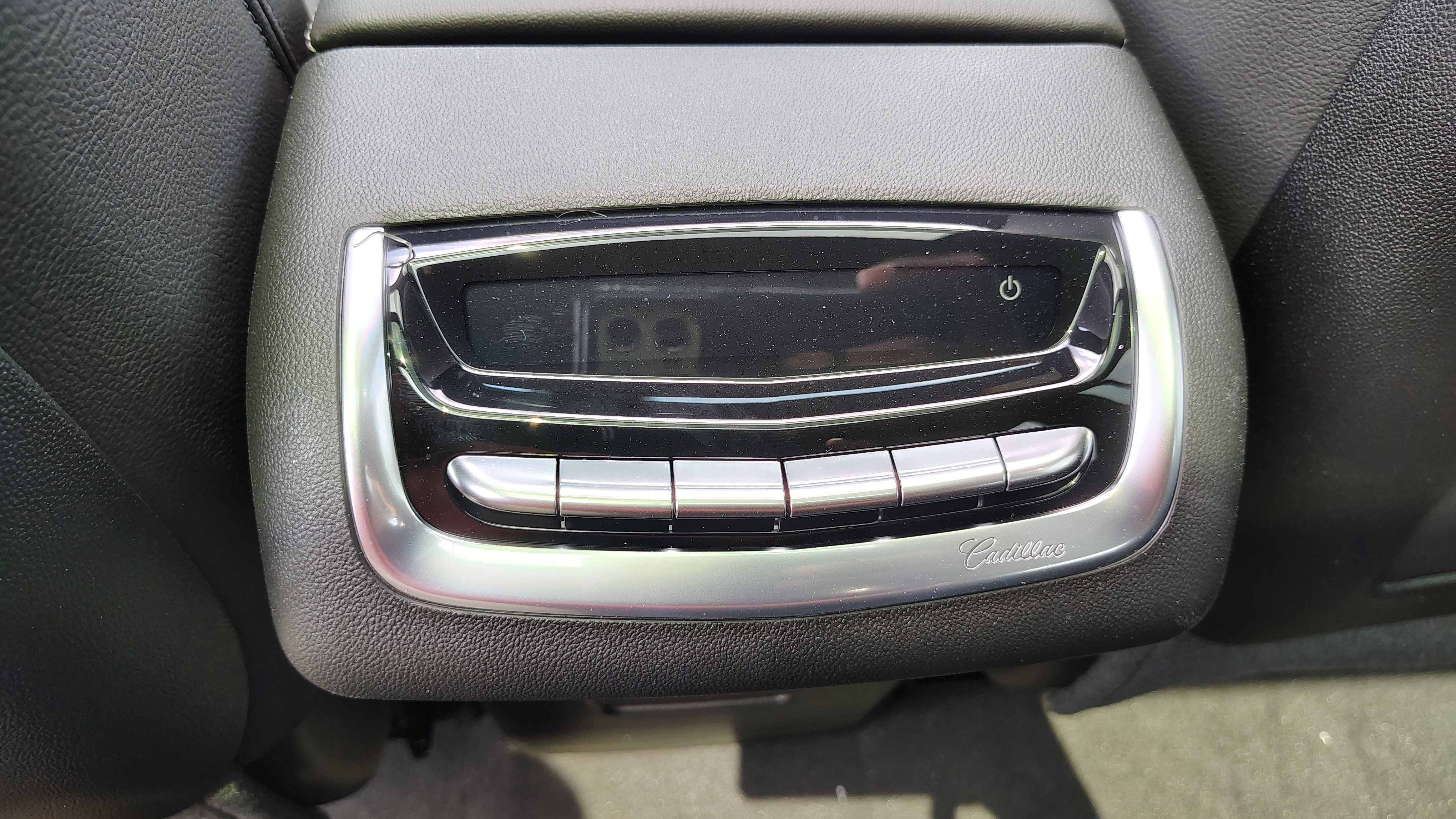 New 2025 Cadillac XT6 Luxury w/ LPO, Premium Carpet Package image 37