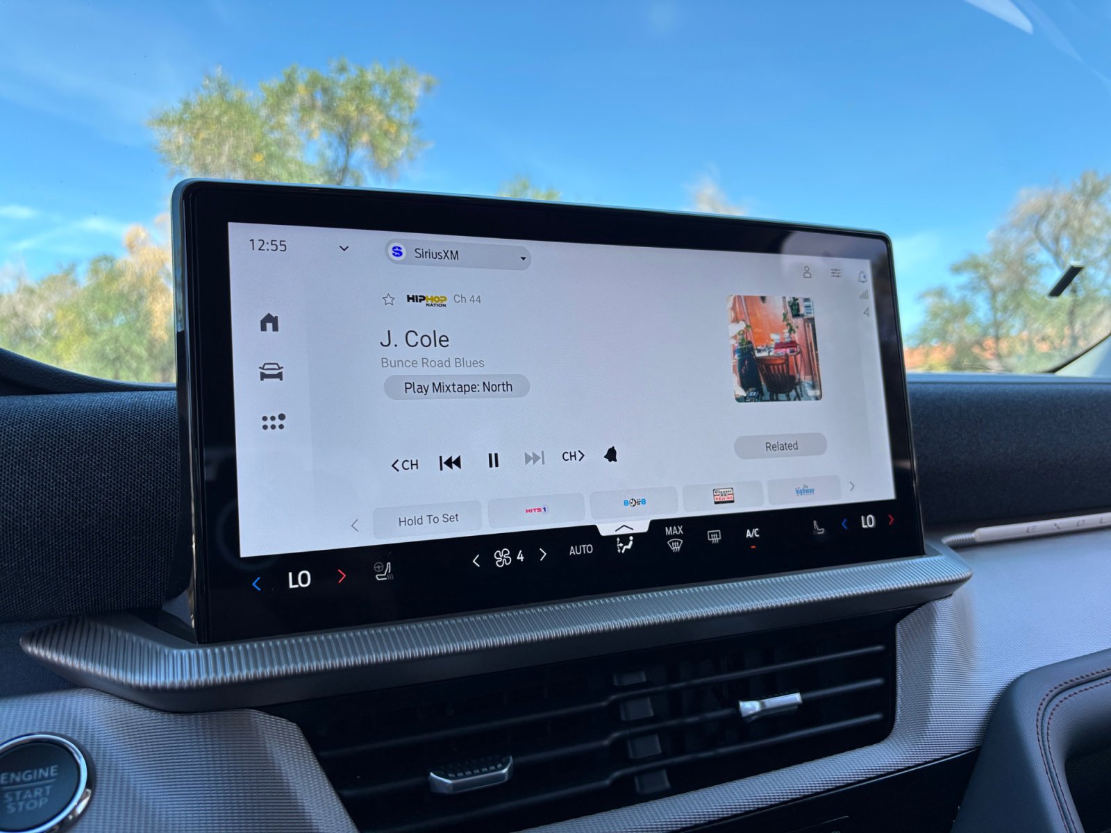 Used 2026 Ford Explorer Active w/ Active Comfort Package image 11