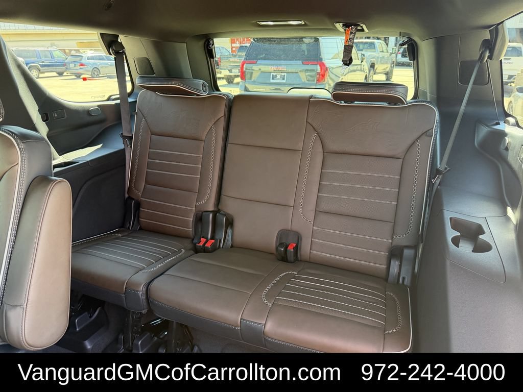 New 2026 GMC Yukon Denali Ultimate AWD/4WD image 26