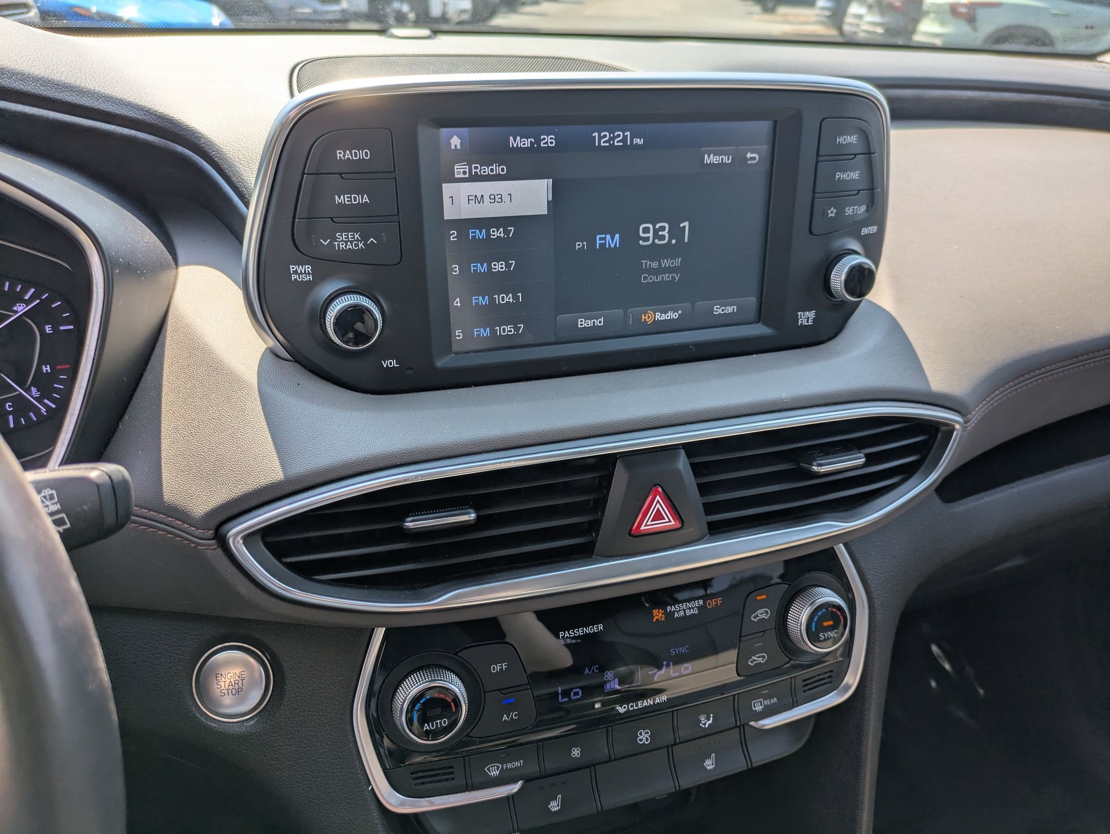 Used 2019 Hyundai Santa Fe Limited image 24