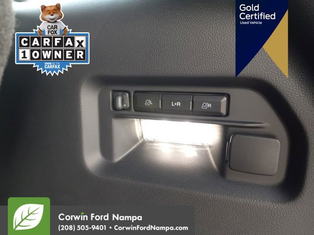 Used 2025 Ford Explorer ST-Line w/ Premium Package image 32