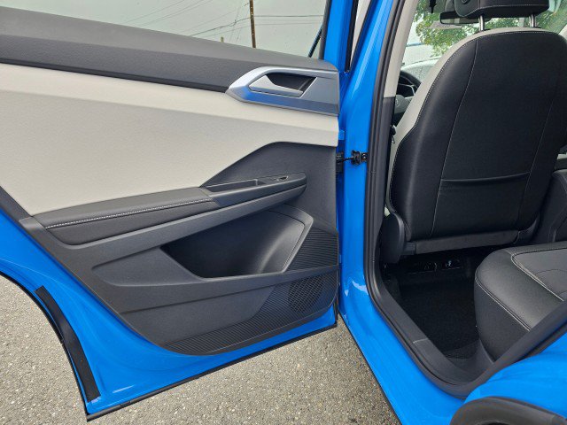New 2026 Volkswagen Taos SE AWD/4WD image 21