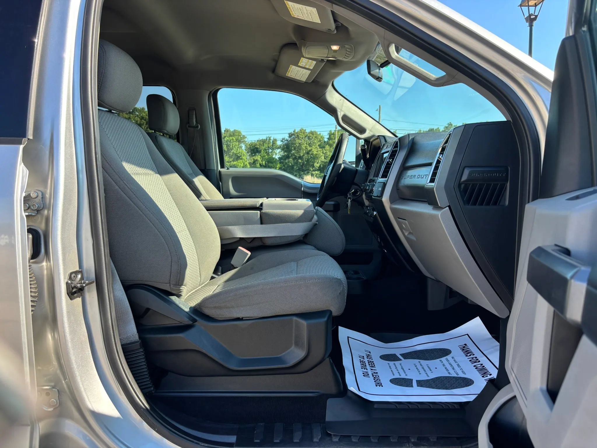 Used 2018 Ford F250 XLT w/ XLT Premium Package AWD/4WD image 26