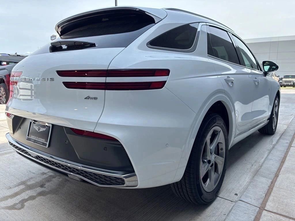 New 2026 Genesis GV70 2.5T AWD/4WD image 3