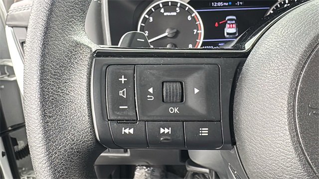 Used 2023 Nissan Rogue SV image 21