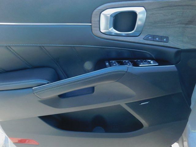Used 2022 Kia Sorento SX image 29