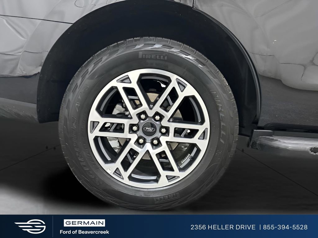 Certified 2025 Ford Expedition Active image 16