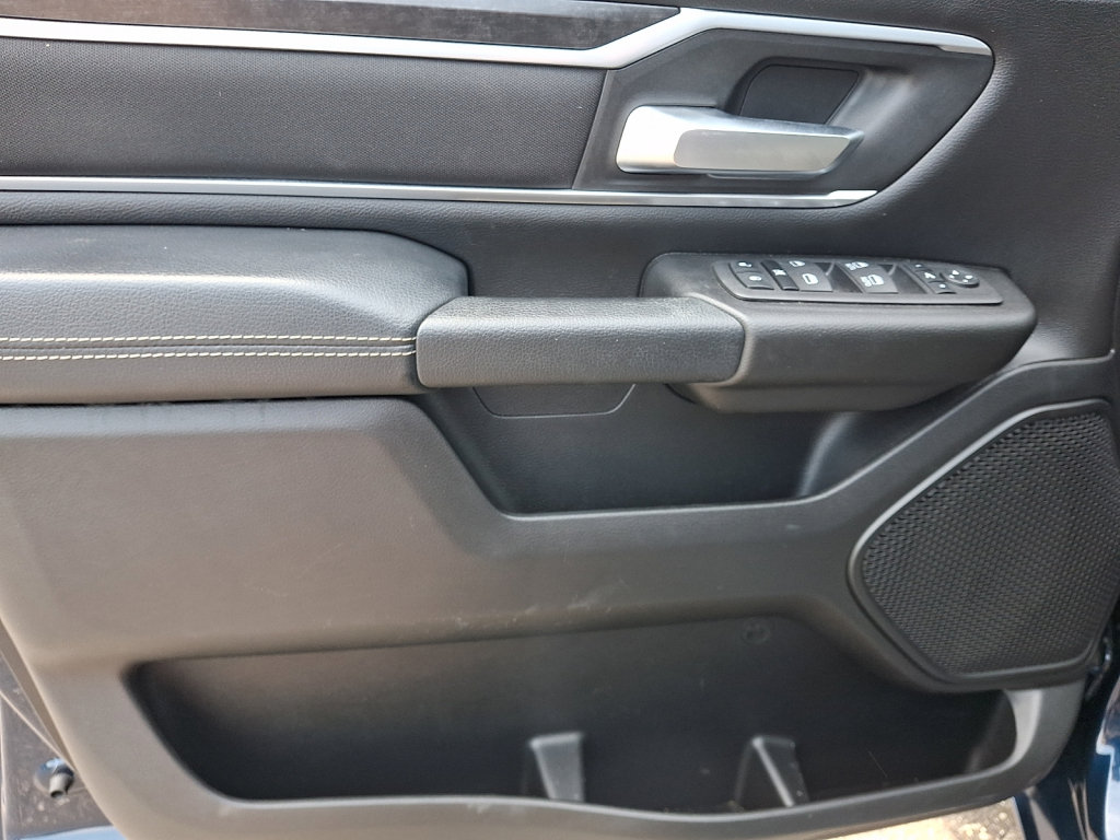Used 2023 RAM 1500 Big Horn AWD/4WD image 23