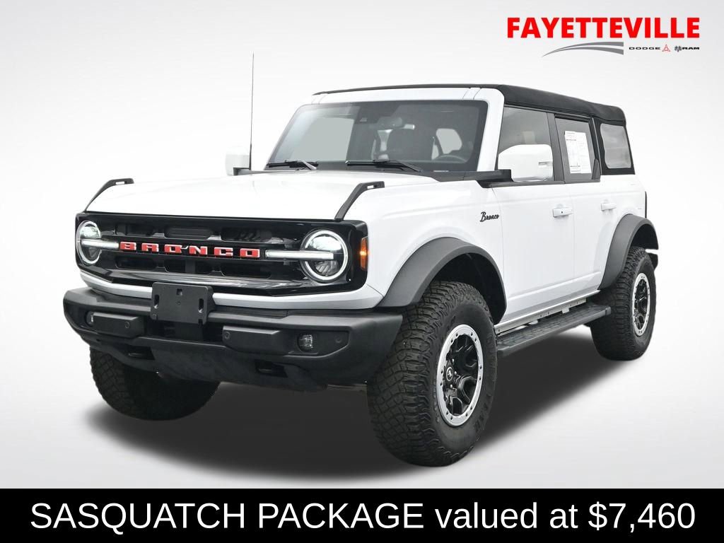 Used 2024 Ford Bronco Outer Banks w/ Sasquatch Package AWD/4WD image 1