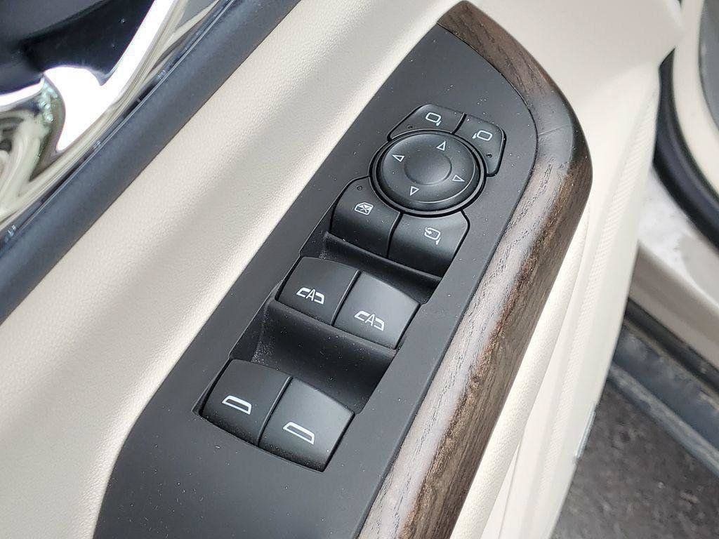 Certified 2023 GMC Acadia Denali w/ Trailering Package AWD/4WD image 23