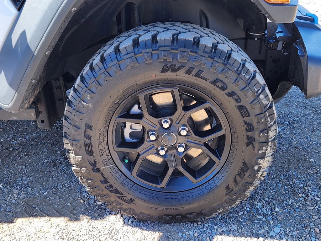 Used 2024 Jeep Wrangler Unlimited AWD/4WD image 13