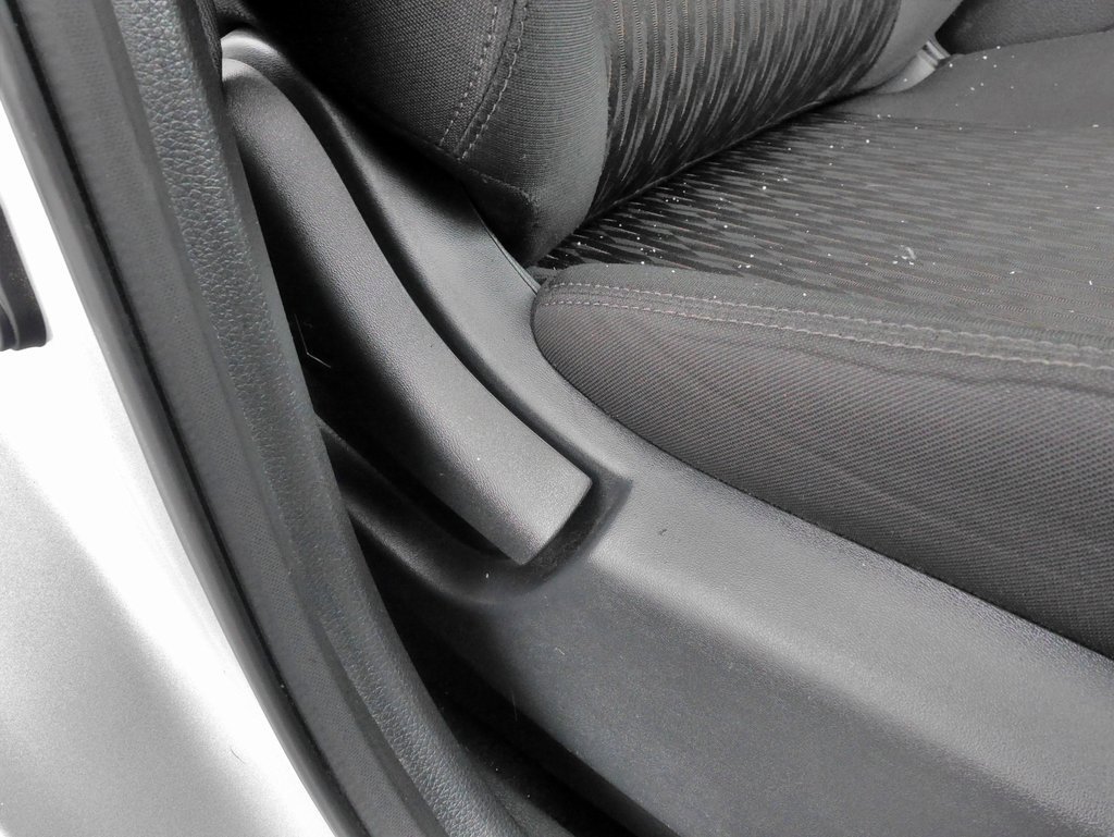 Used 2020 Nissan Rogue SV image 13