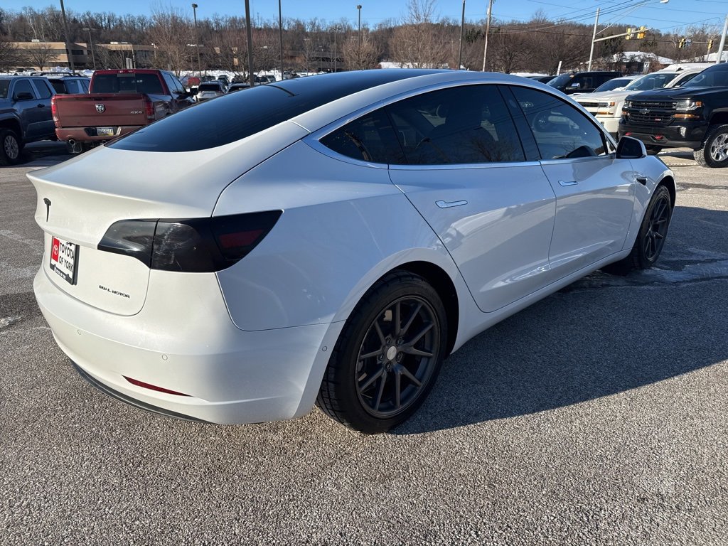 Used 2018 Tesla Model 3 Long Range image 4