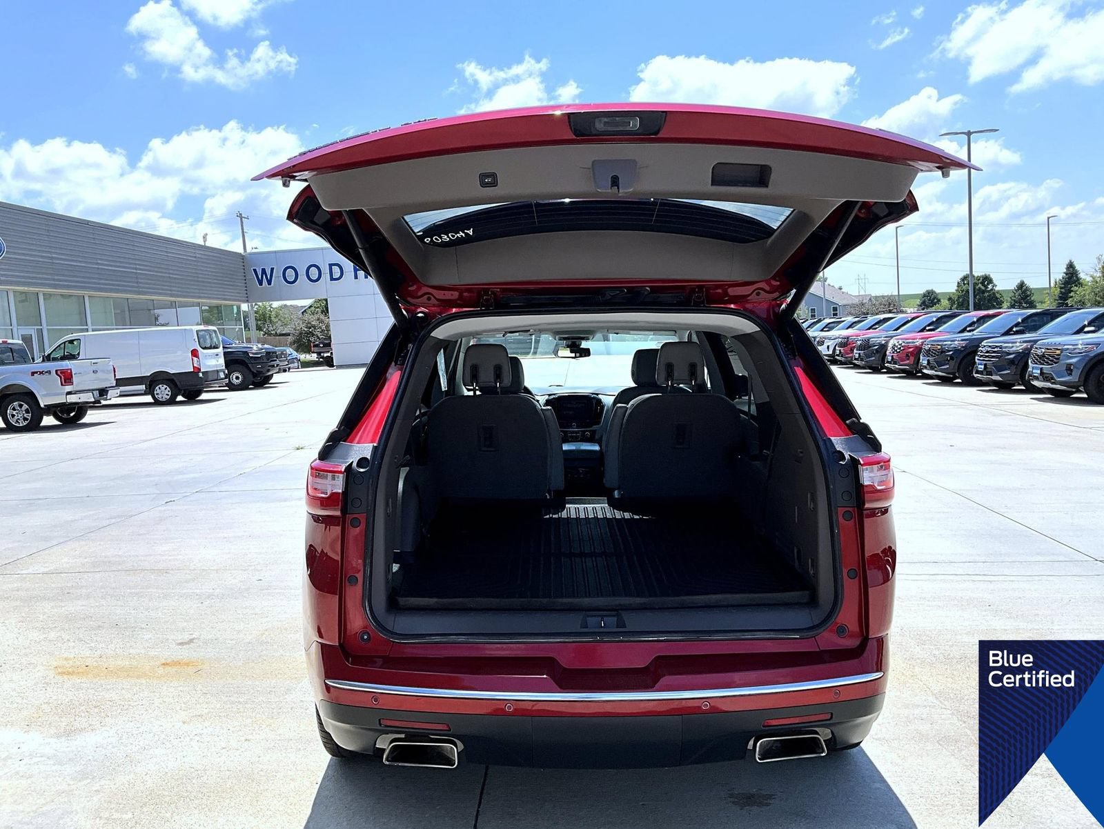 Used 2018 Chevrolet Traverse Premier AWD/4WD image 23
