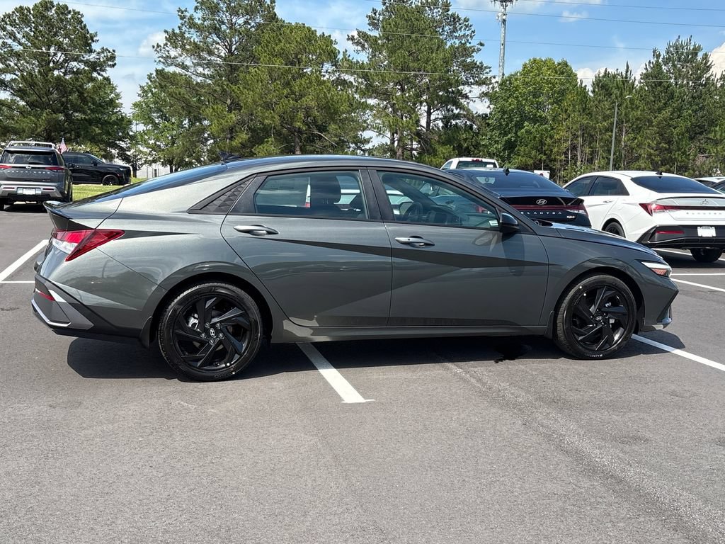 New 2026 Hyundai Elantra Sport FWD image 26
