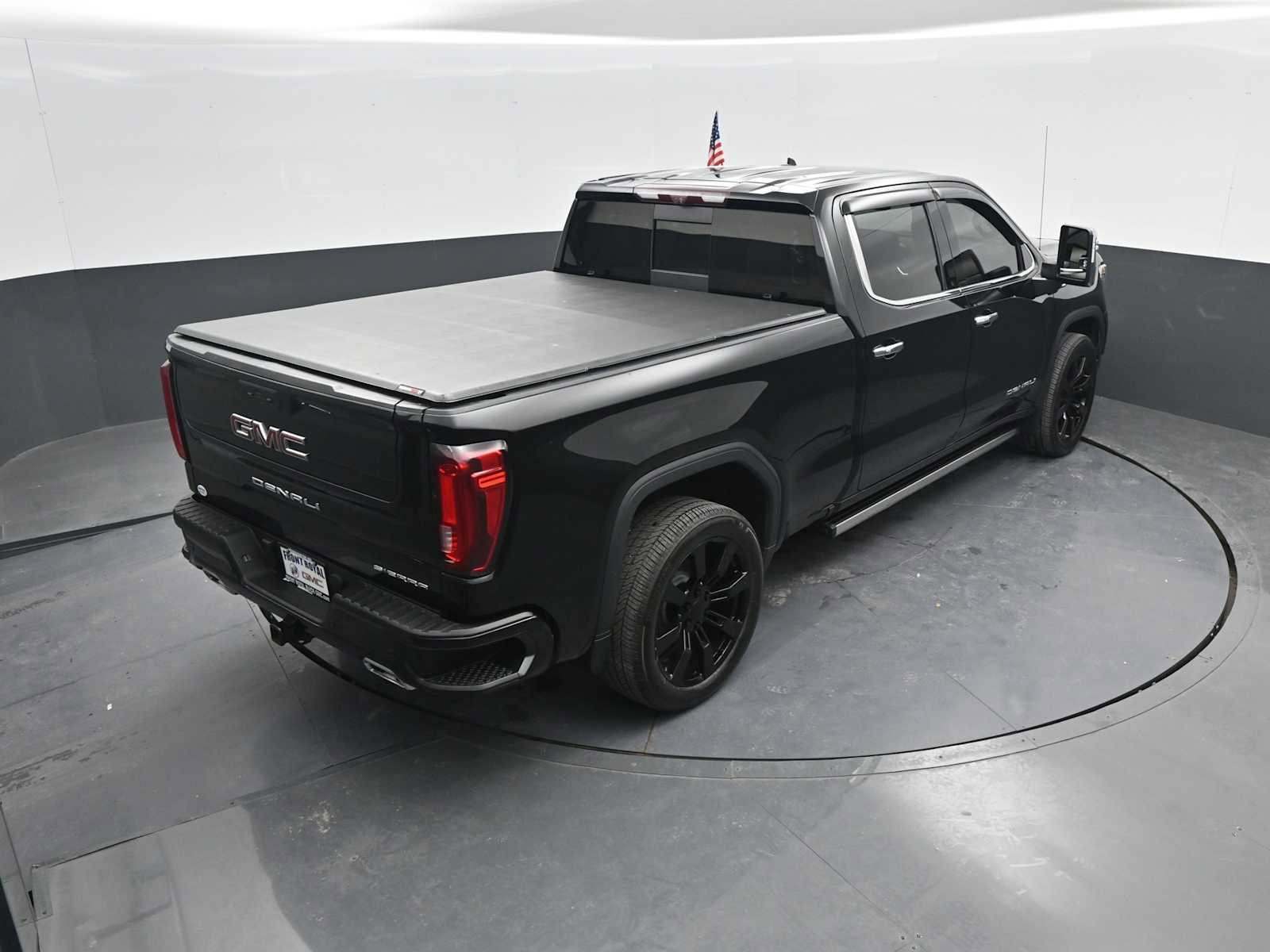 Used 2021 GMC Sierra 1500 Denali w/ Denali Ultimate Package AWD/4WD image 36