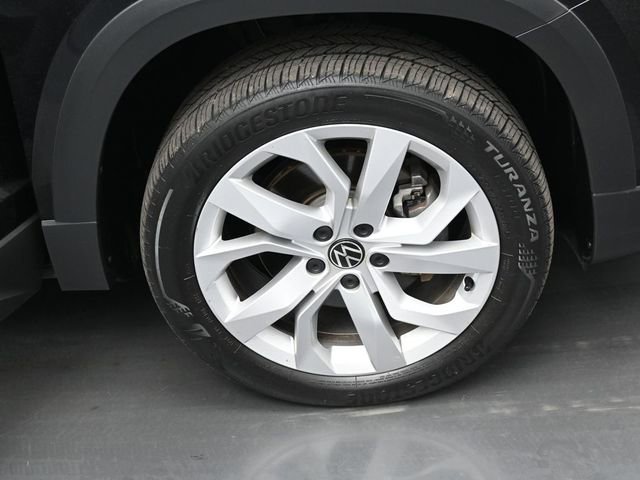 Used 2023 Volkswagen Taos S w/ Driver Assistance Package image 35