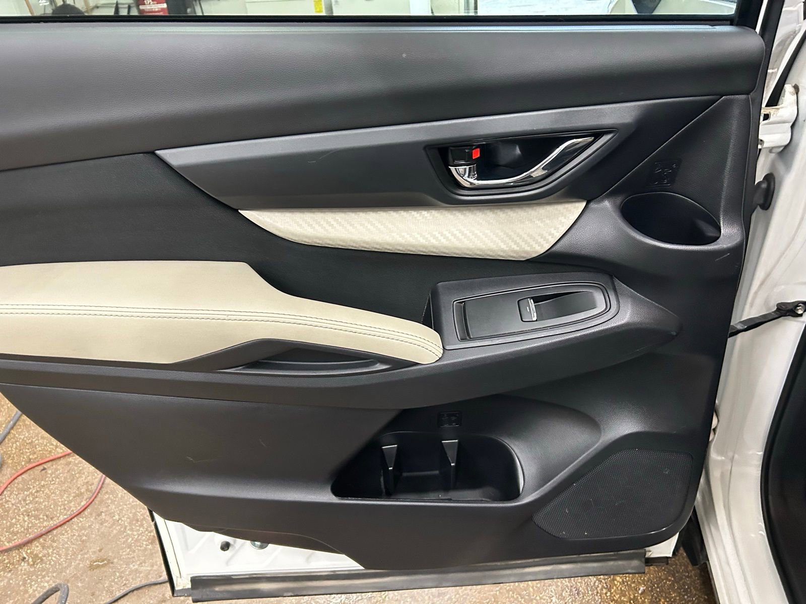 Used 2022 Subaru Ascent Premium w/ Convenience Package AWD/4WD image 22